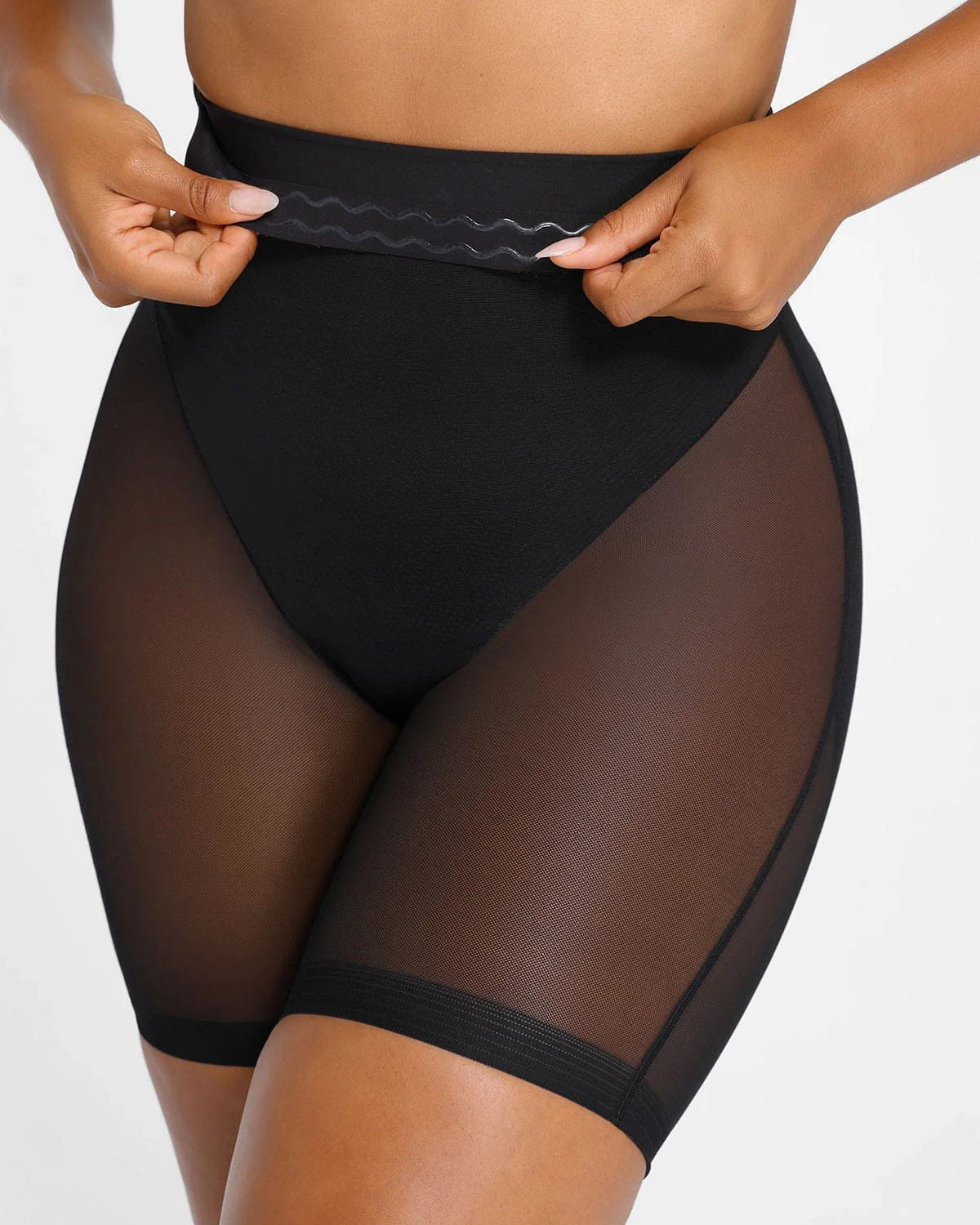 MeshSmooth High-Waisted Mid Thigh Short