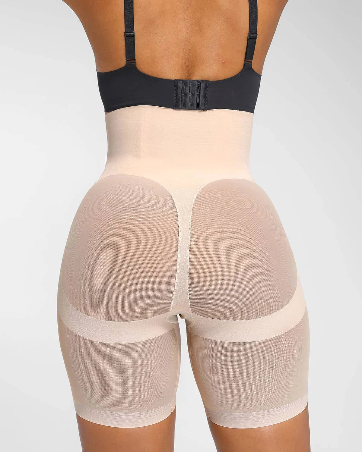 MeshSmooth High-Waisted Mid Thigh Short