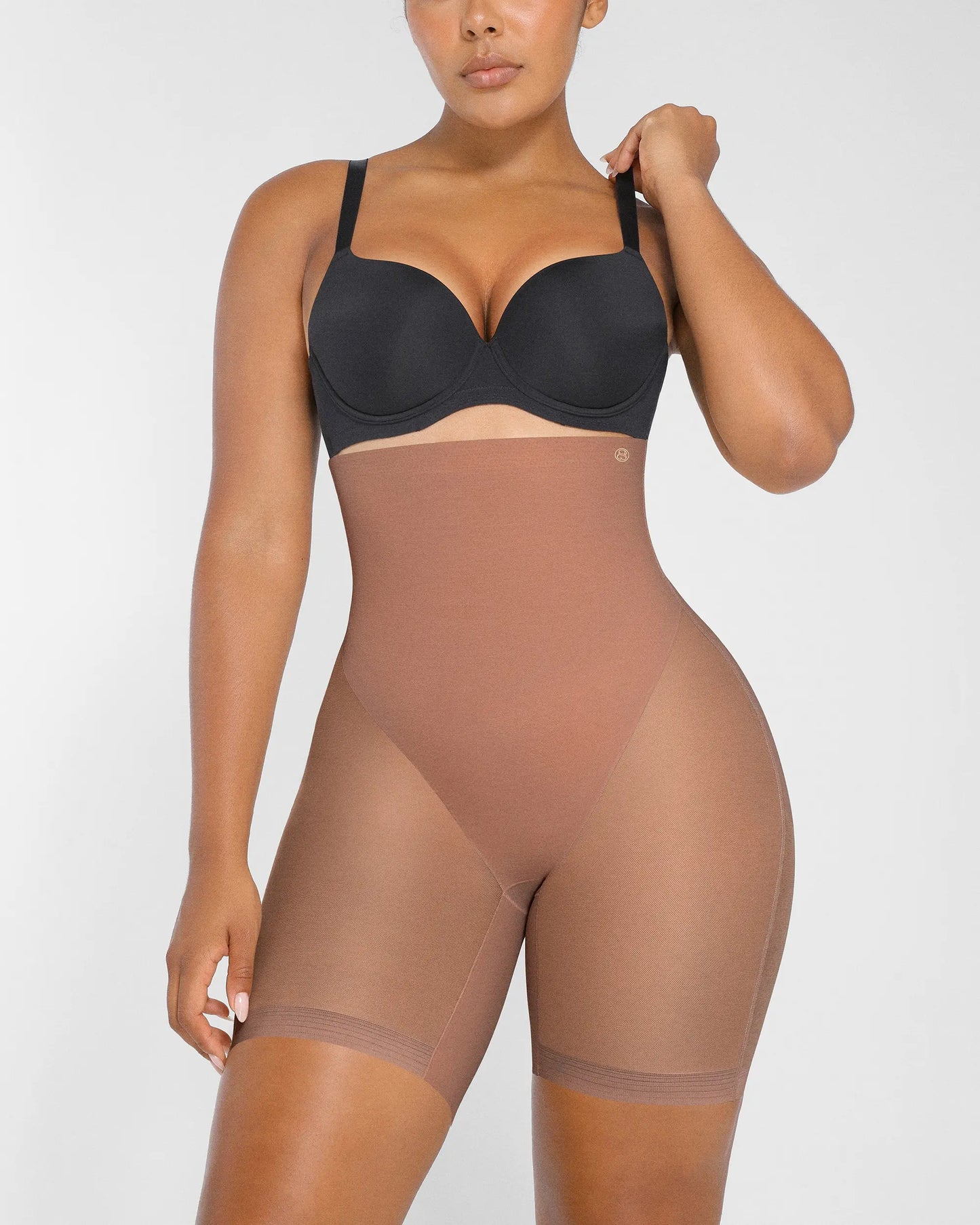 MeshSmooth High-Waisted Mid Thigh Short