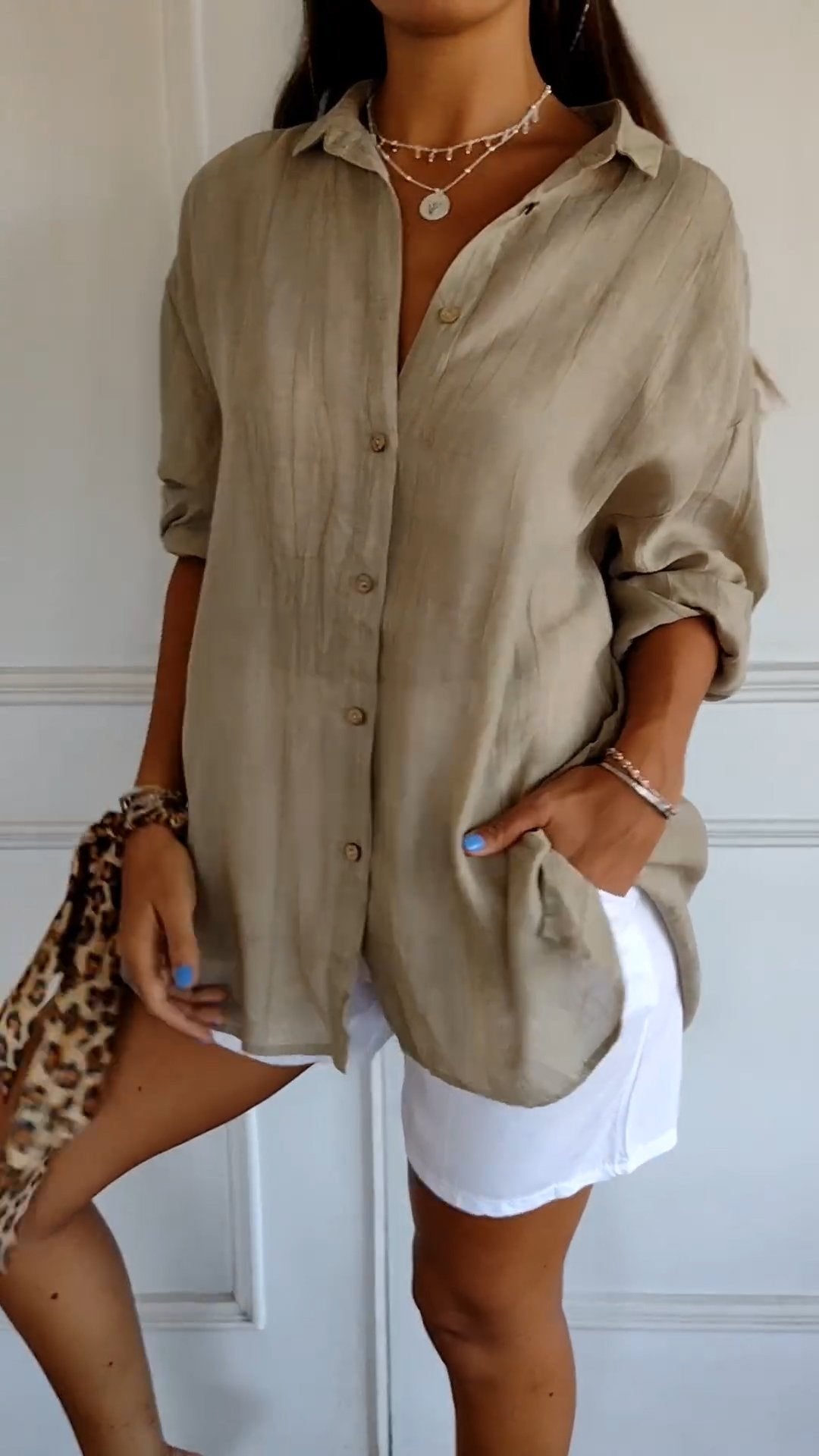 ✨Women's Casual Single-Breasted Pleated Lapel Shirt